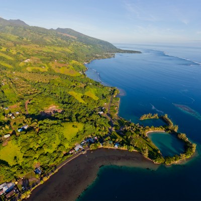 west coast tahiti peninsula